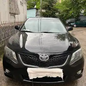 Toyota Camry, 2011