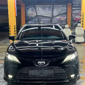 Toyota Camry, 2022