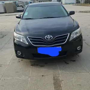 Toyota Camry, 2011