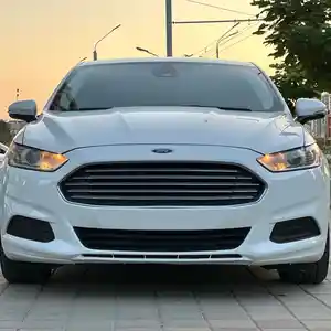 Ford Fusion, 2016