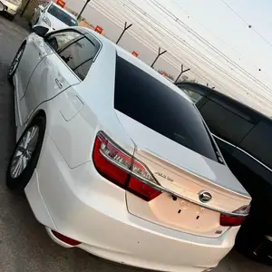 Toyota Camry, 2015