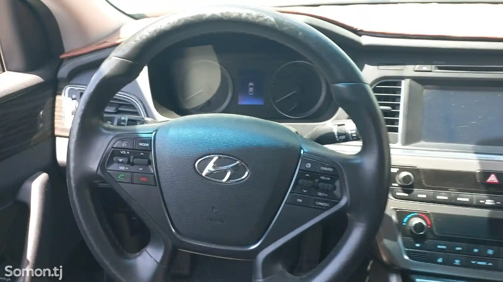 Hyundai Sonata, 2015-8