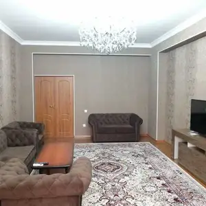 2-комн. квартира, 9 этаж, 105м², Дом печать