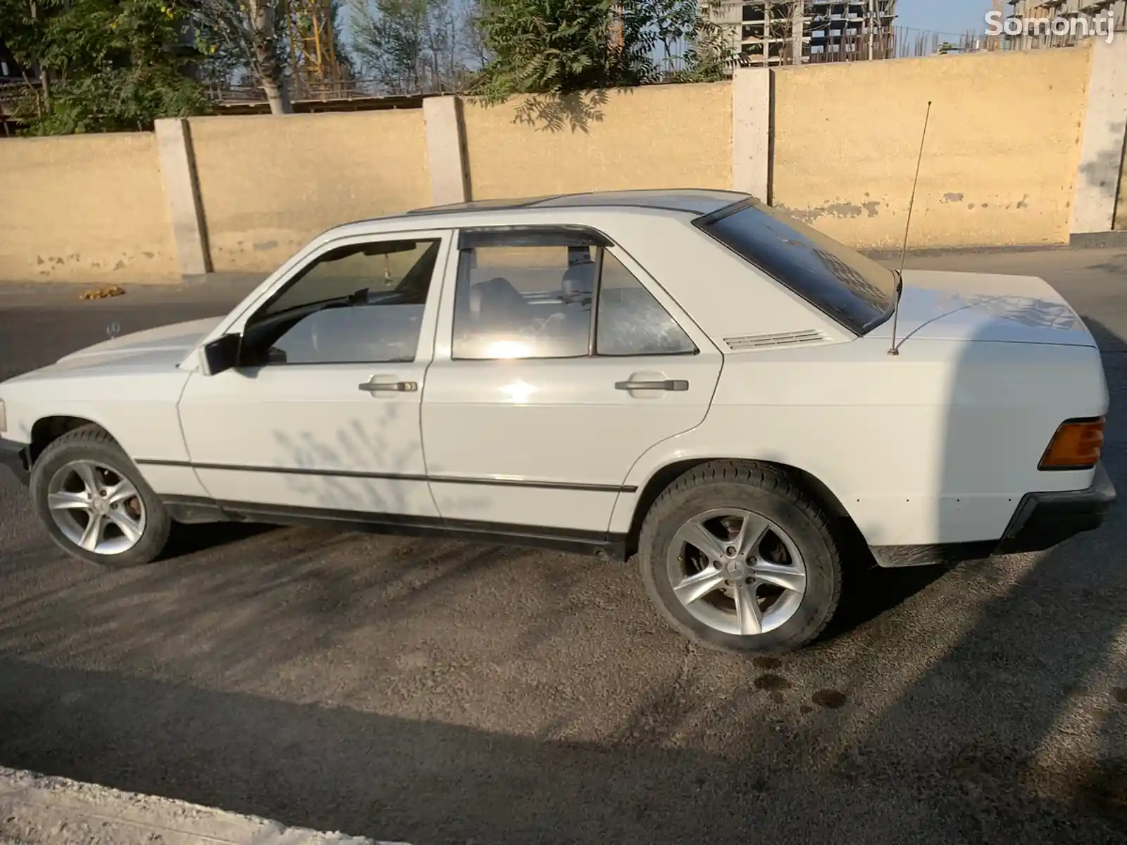 Mercedes-Benz W201, 1987-8