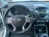 Hyundai Tucson, 2010-8