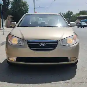 Hyundai Elantra, 2008