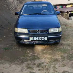 Opel Vectra A, 1991