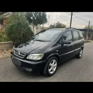 Opel Zafira, 2003