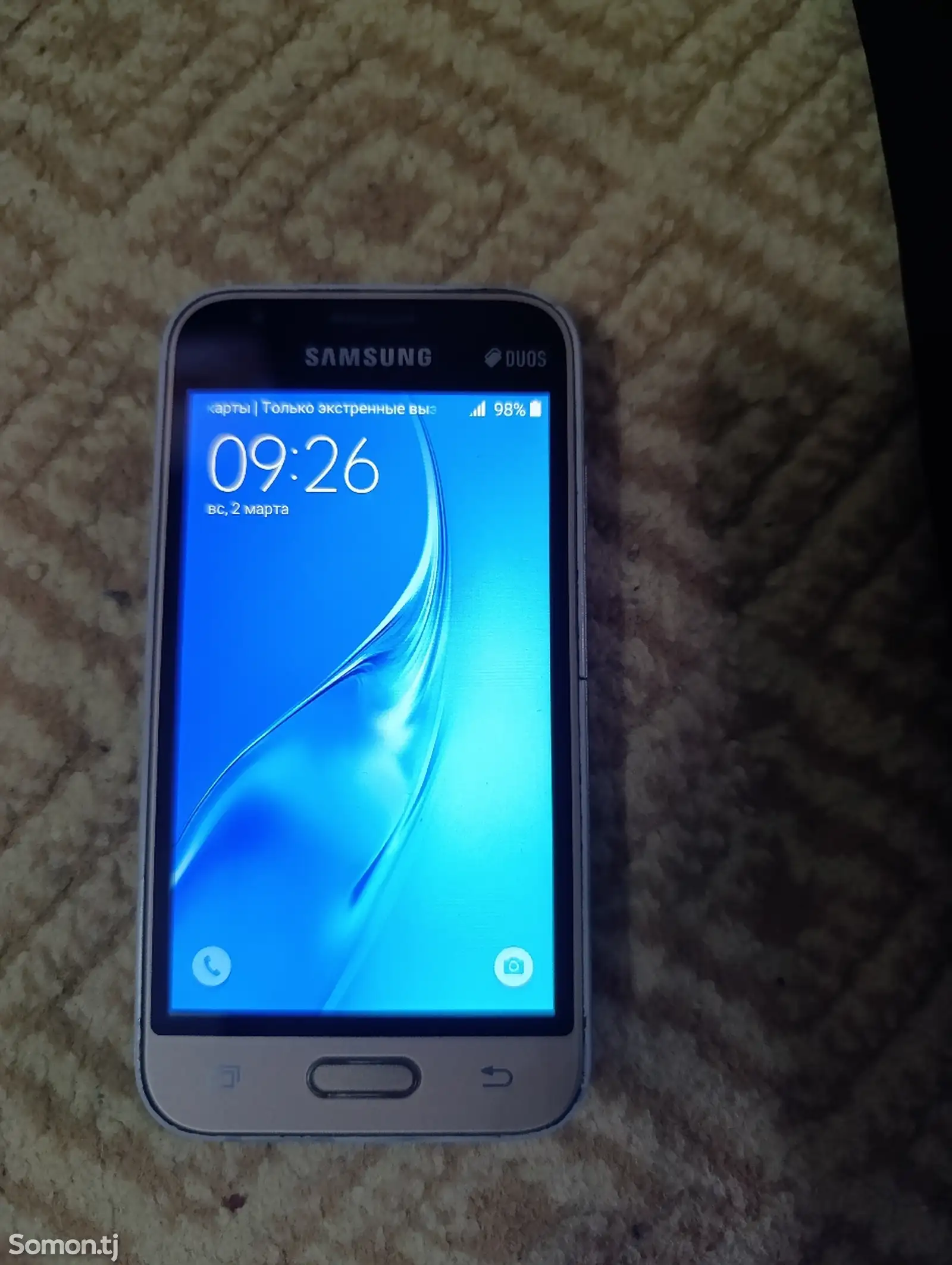 Samsung Galaxy J1 mini-1