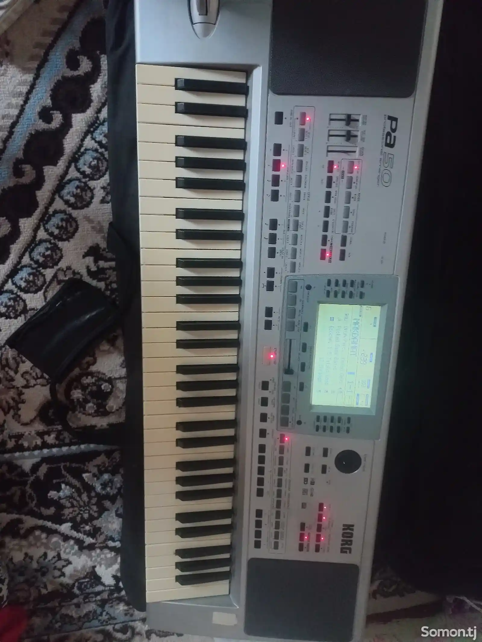 Синтезатор Korg Pa50-6