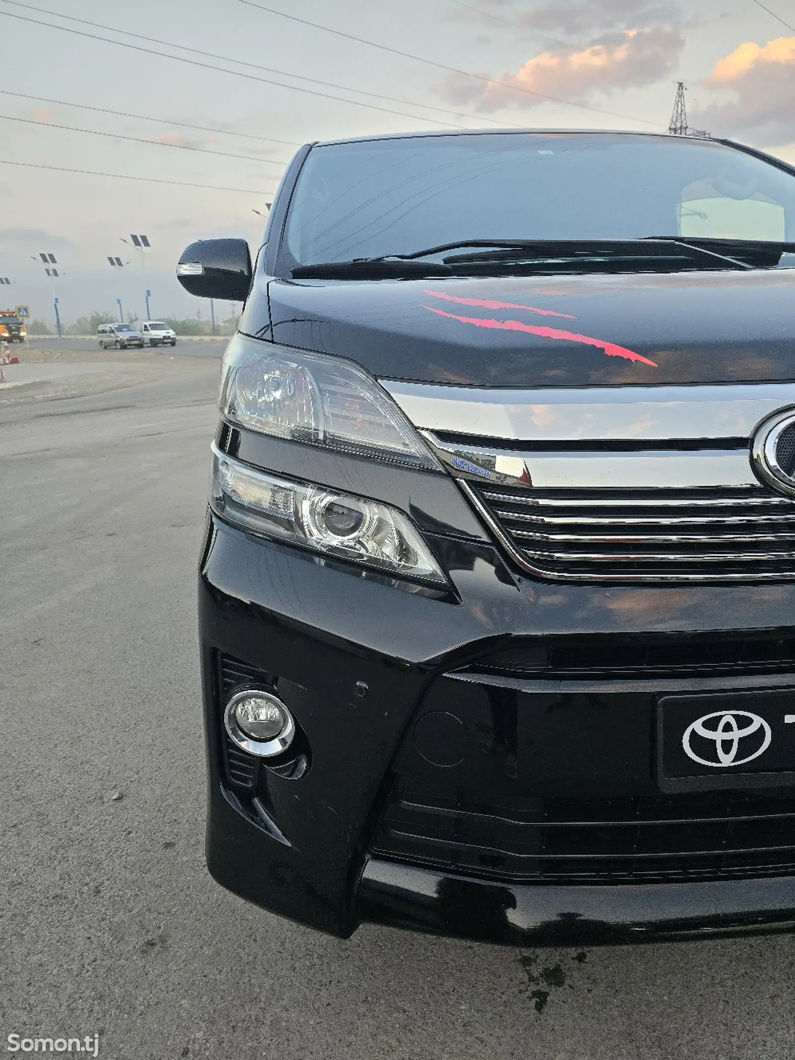 Toyota Vellfire, 2014-3