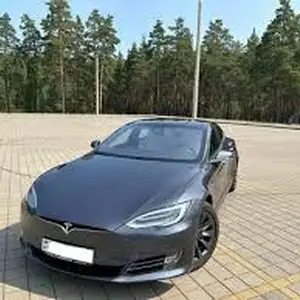 Tesla Model S, 2019