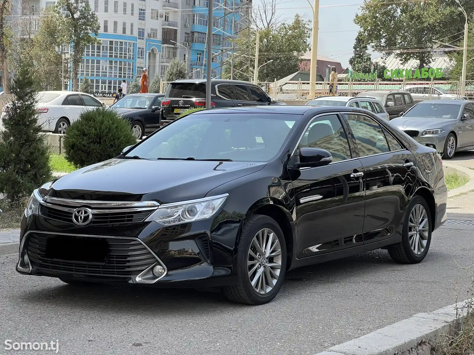 Toyota Camry, 2017-1