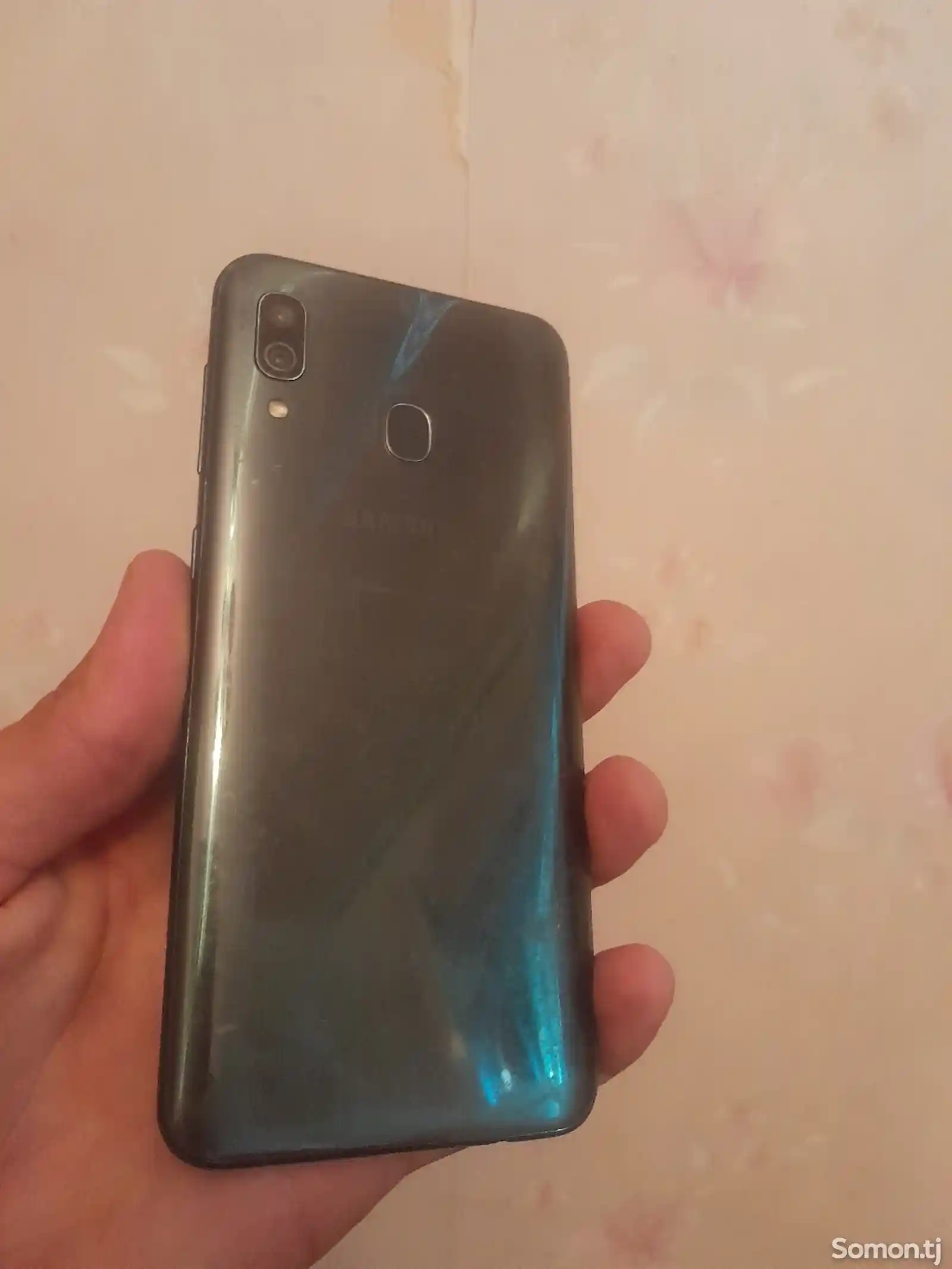 Samsung Galaxy A30-1