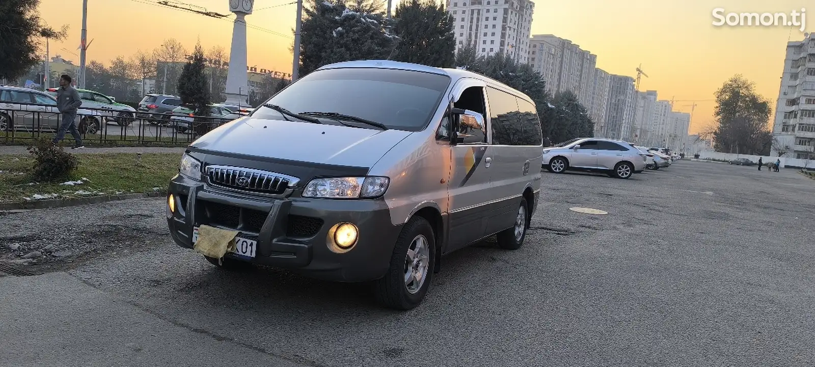 Микроавтобус Hyundai Starex, 2000-1