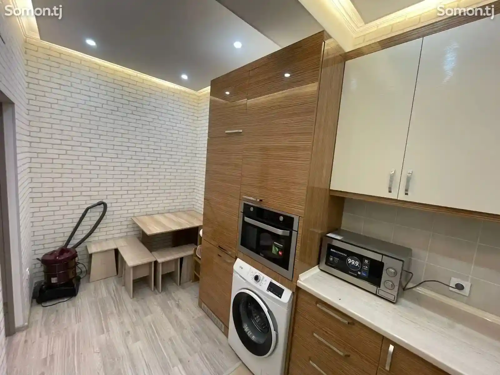 2-комн. квартира, 4 этаж, 65м², 92  мкр-6