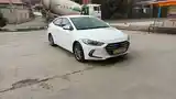 Hyundai Elantra, 2017-2