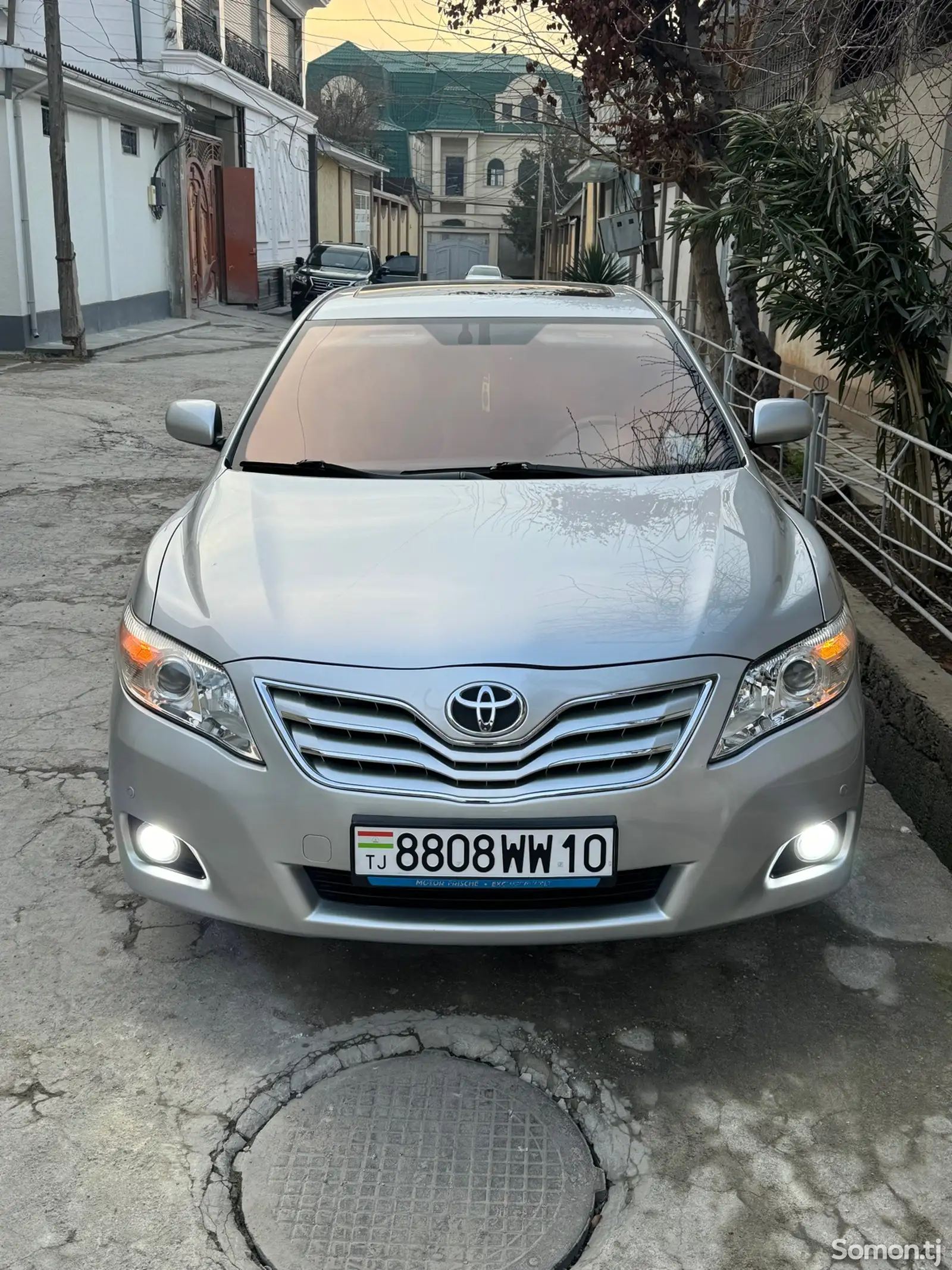 Toyota Camry, 2011-1