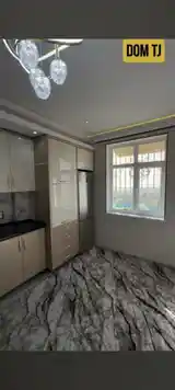 3-комн. квартира, 10 этаж, 80м², 8 мкр-13