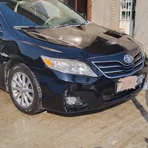 Toyota Camry, 2011