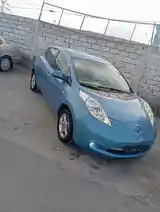 Nissan Leaf, 2011-8