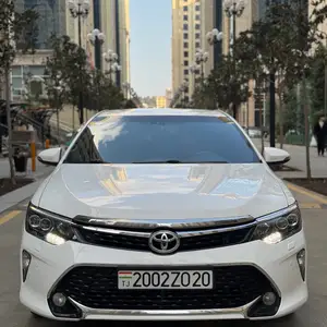 Toyota Camry, 2015