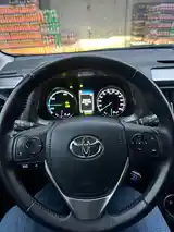 Toyota RAV 4, 2017-7