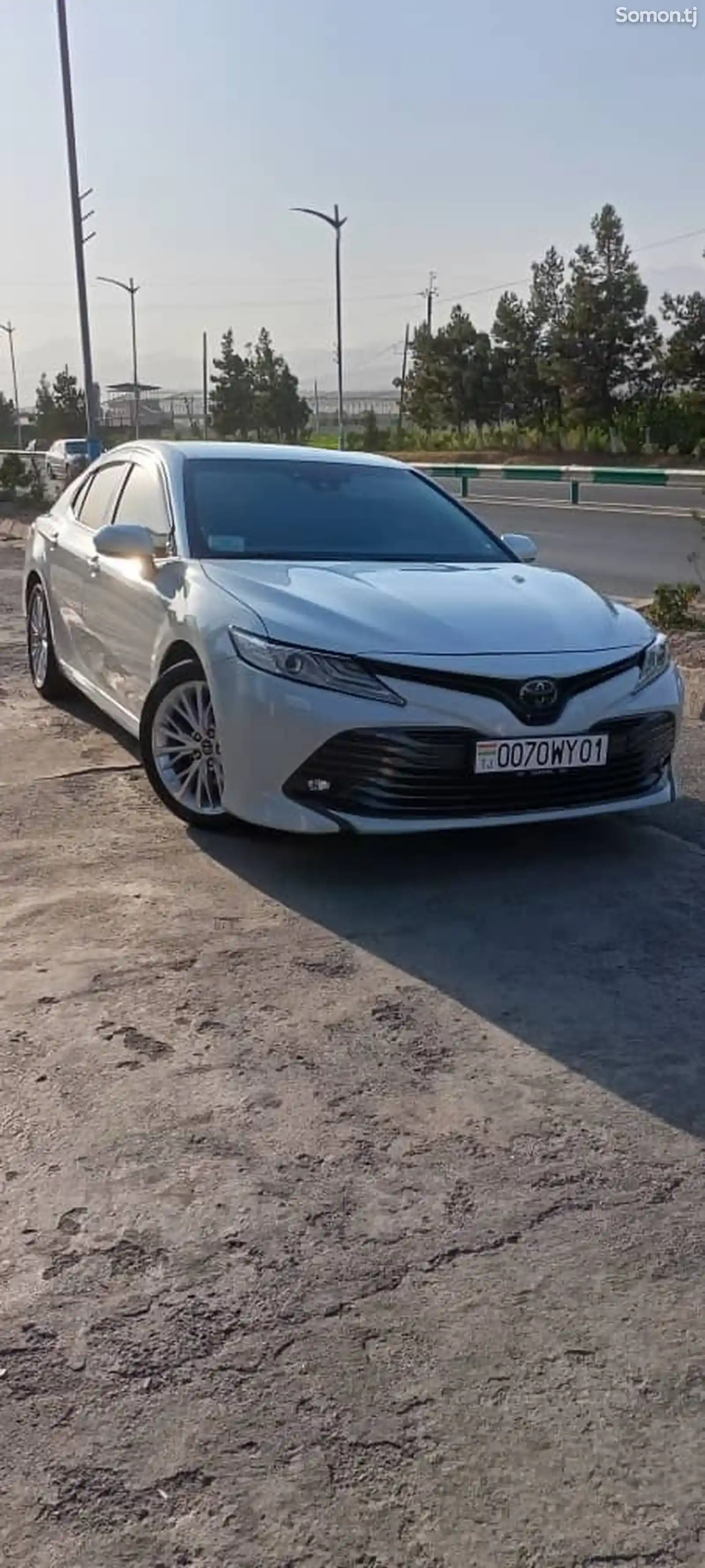 Toyota Camry, 2018-1