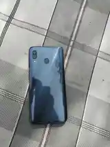 Samsung Galaxy A30 64Gb-2