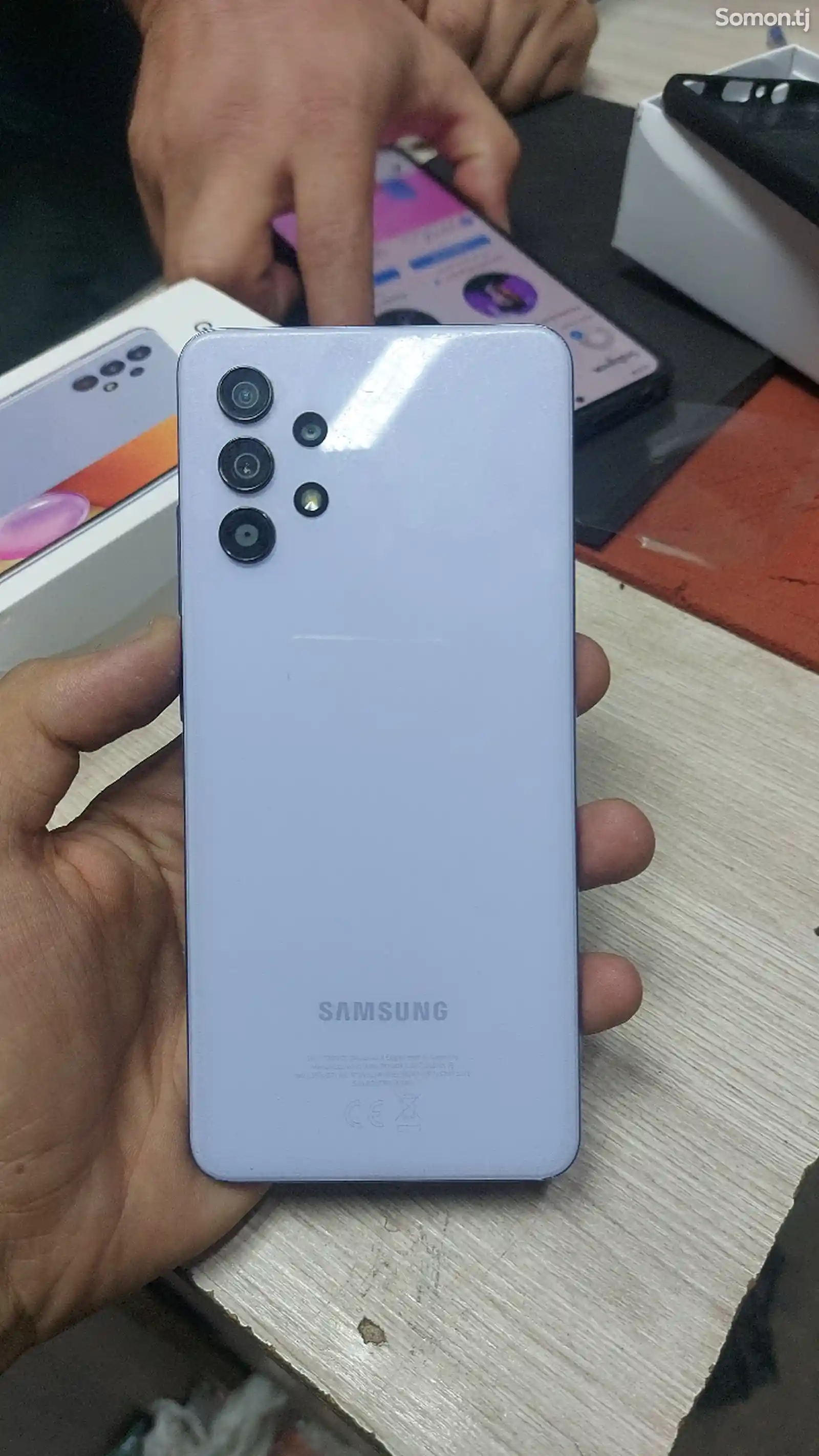 Samsung Galaxy A32-2