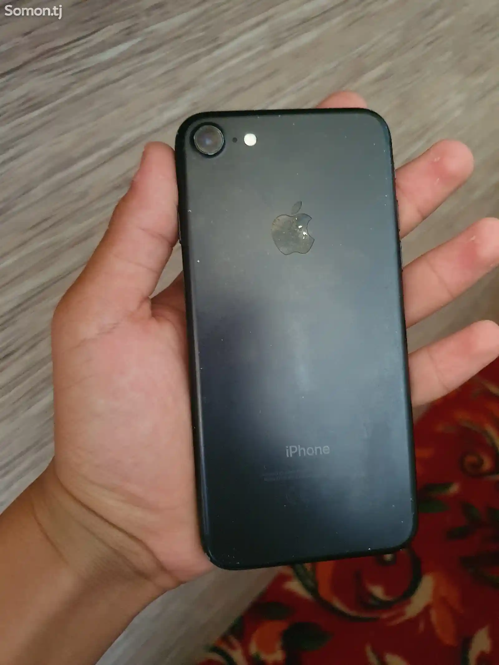 Apple iPhone 7, 32 gb-1