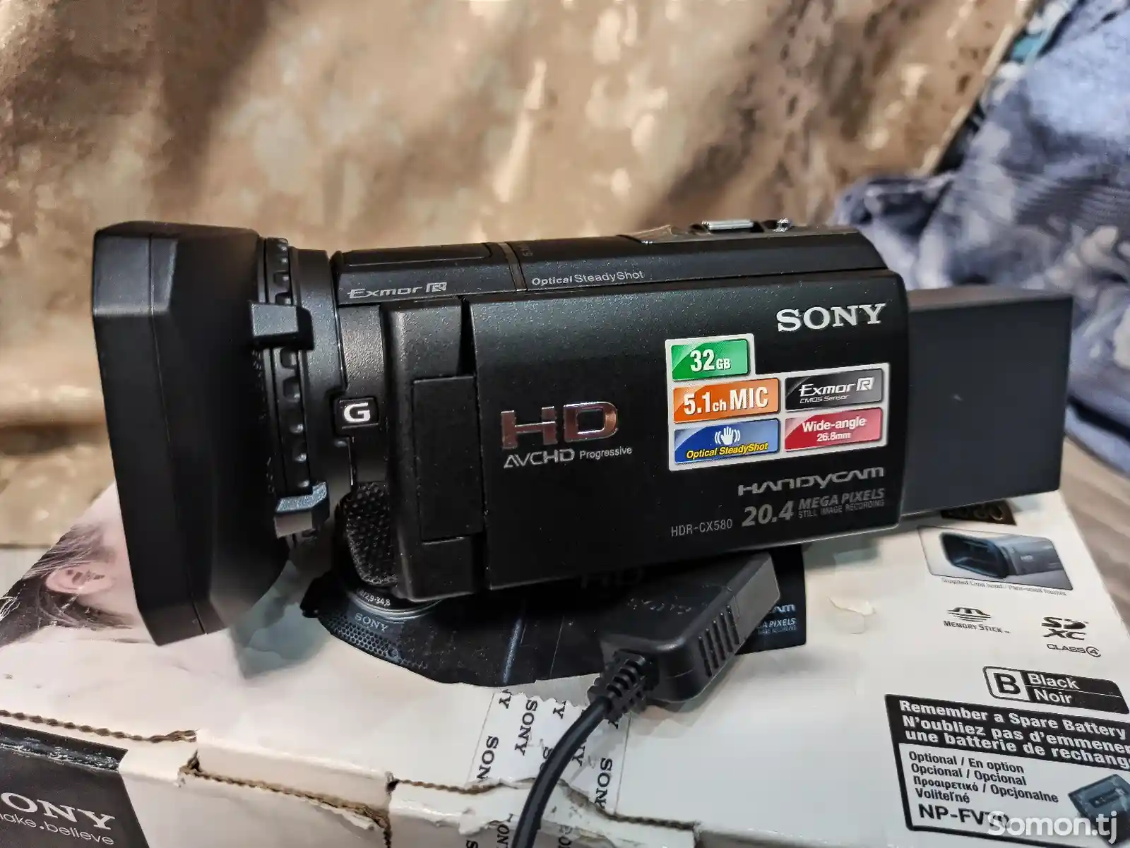 Видеокамера SONY HDR-CX580VE-3