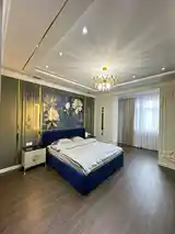 4-комн. квартира, 15 этаж, 300 м², Спартак-15