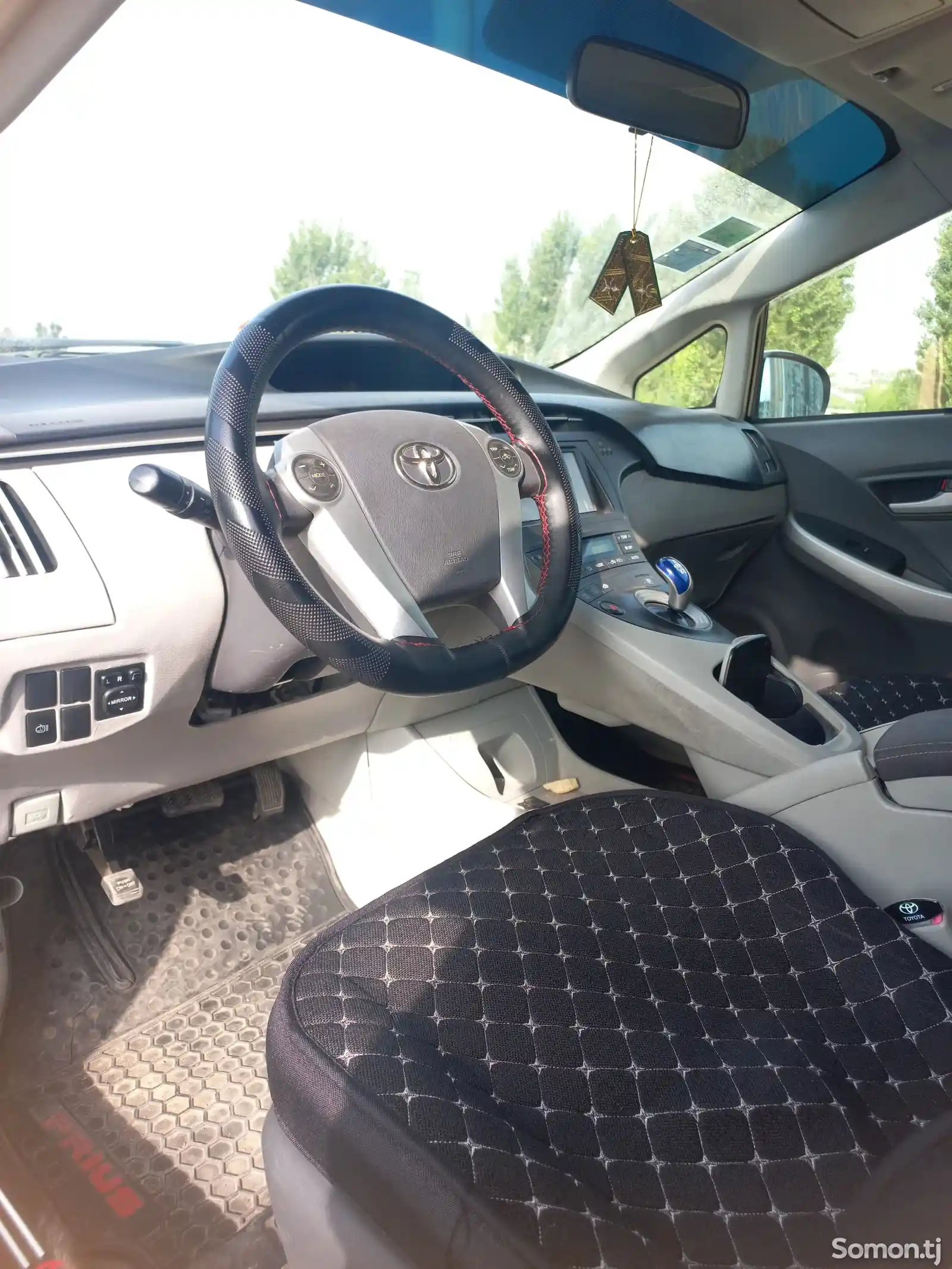 Toyota Prius, 2011-6