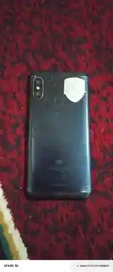 Xiaomi Mi A2 Lite-2