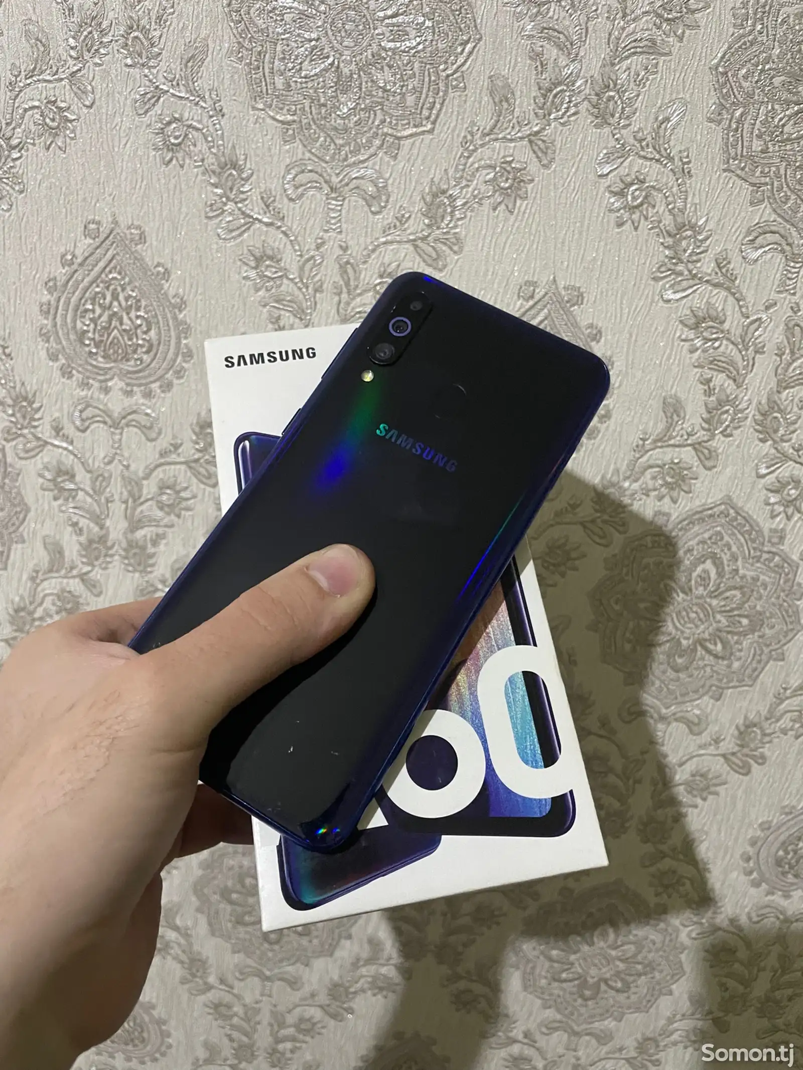 Samsung Galaxy A60-1