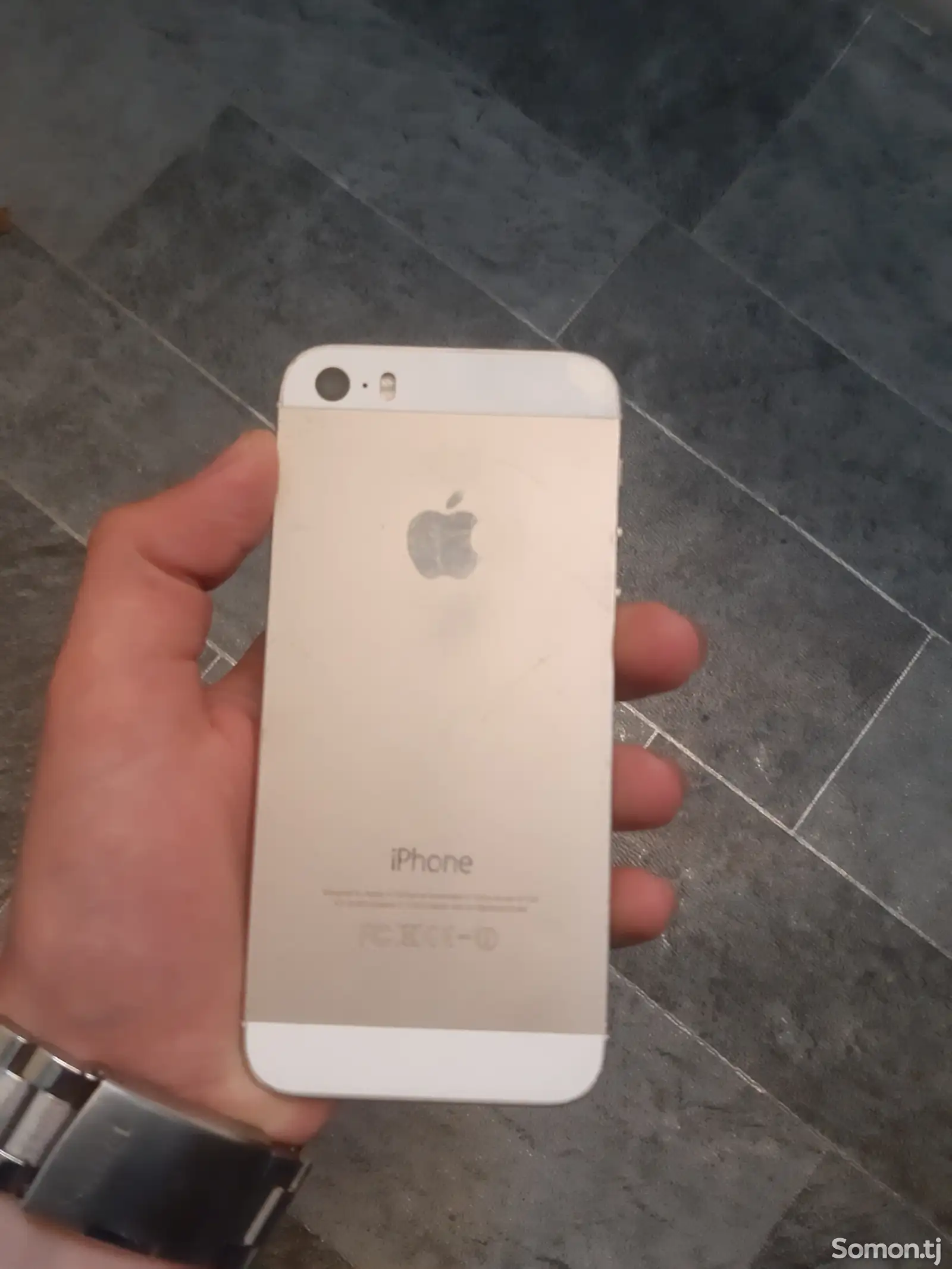 Apple iPhone 5s, 32 gb-1