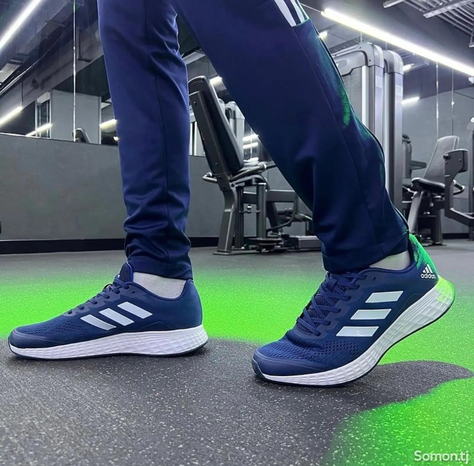 Кроссовки Adidas-1