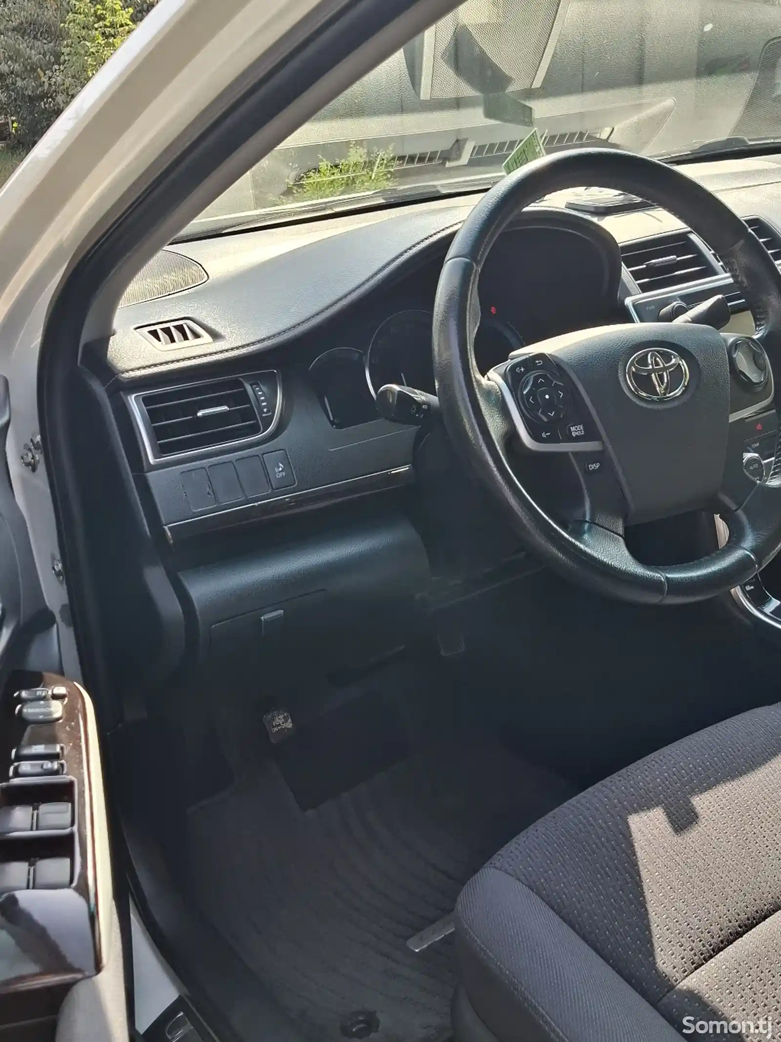 Toyota Camry, 2012-10