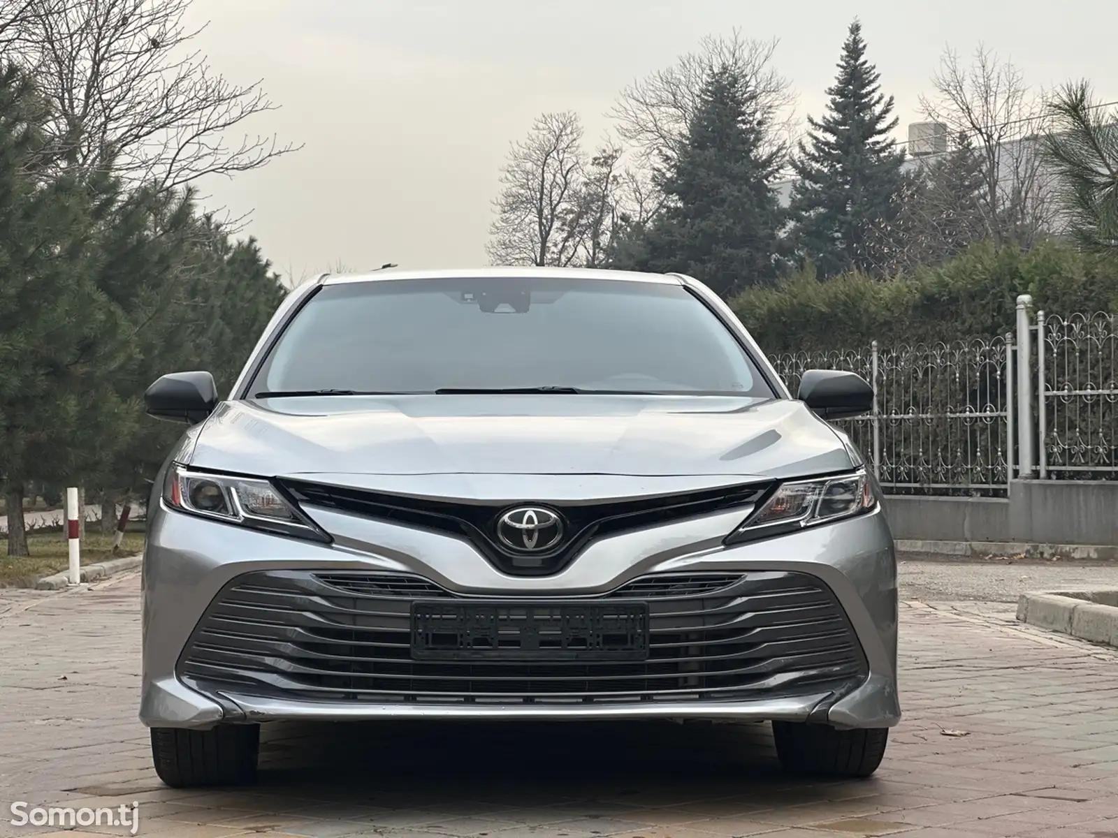 Toyota Camry, 2018-1