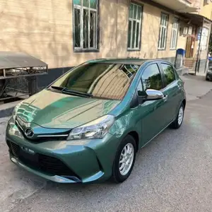 Toyota Vitz, 2015