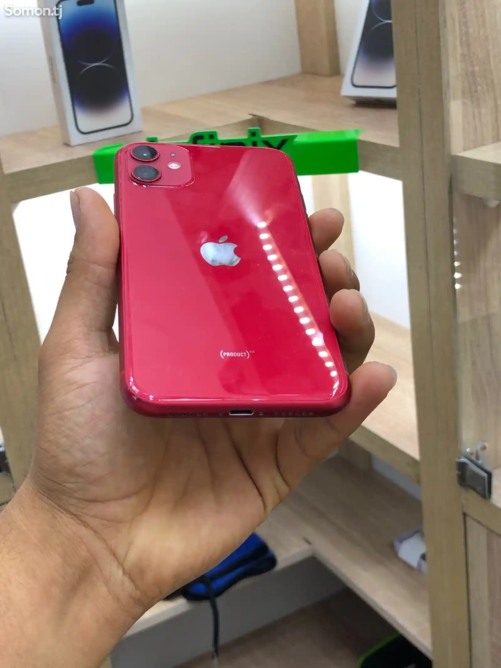 Apple iPhone 11, 64 gb, Product Red-3