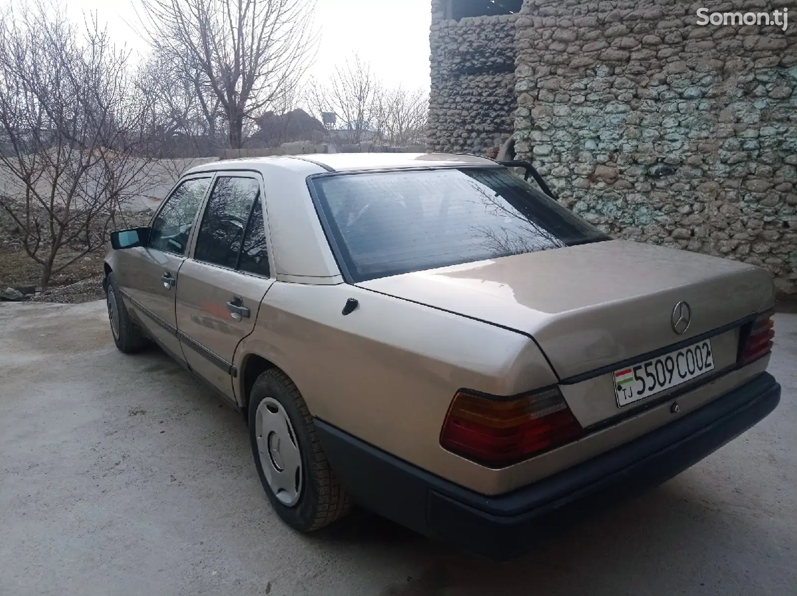 Mercedes-Benz W124, 1989-1