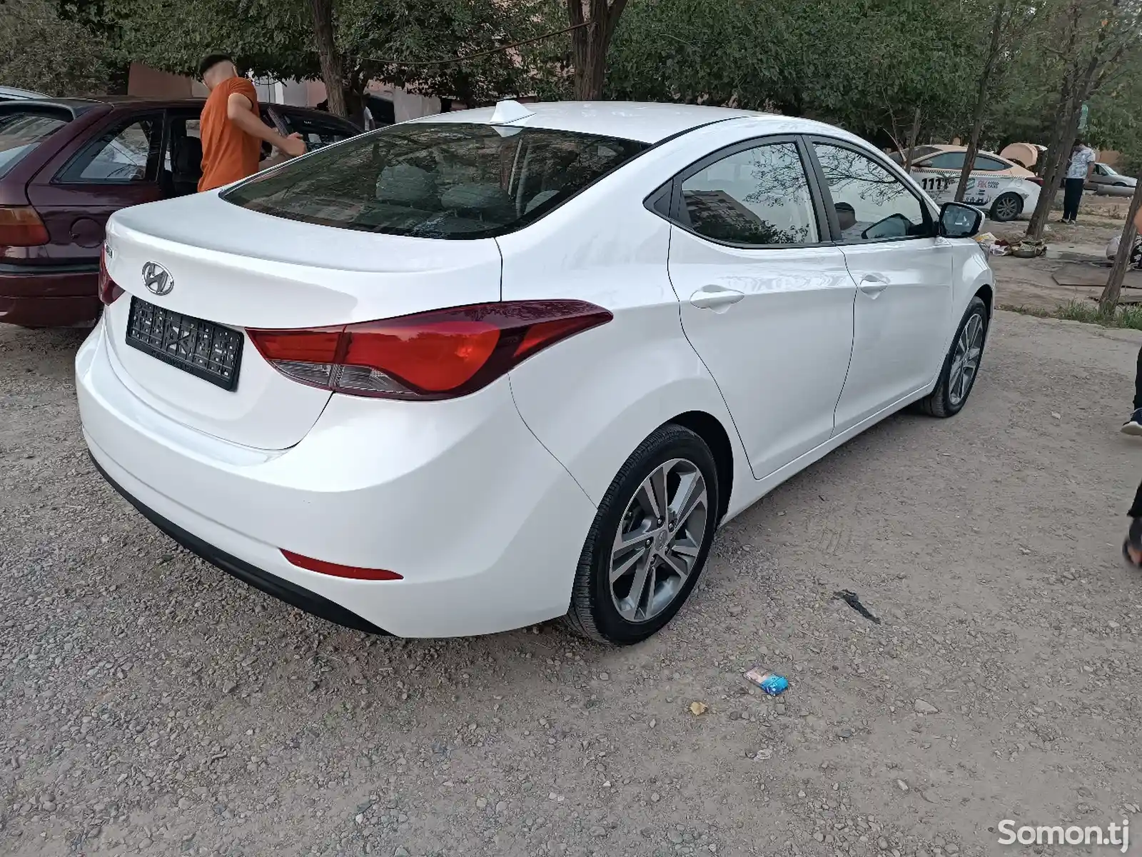 Hyundai Elantra, 2016-8