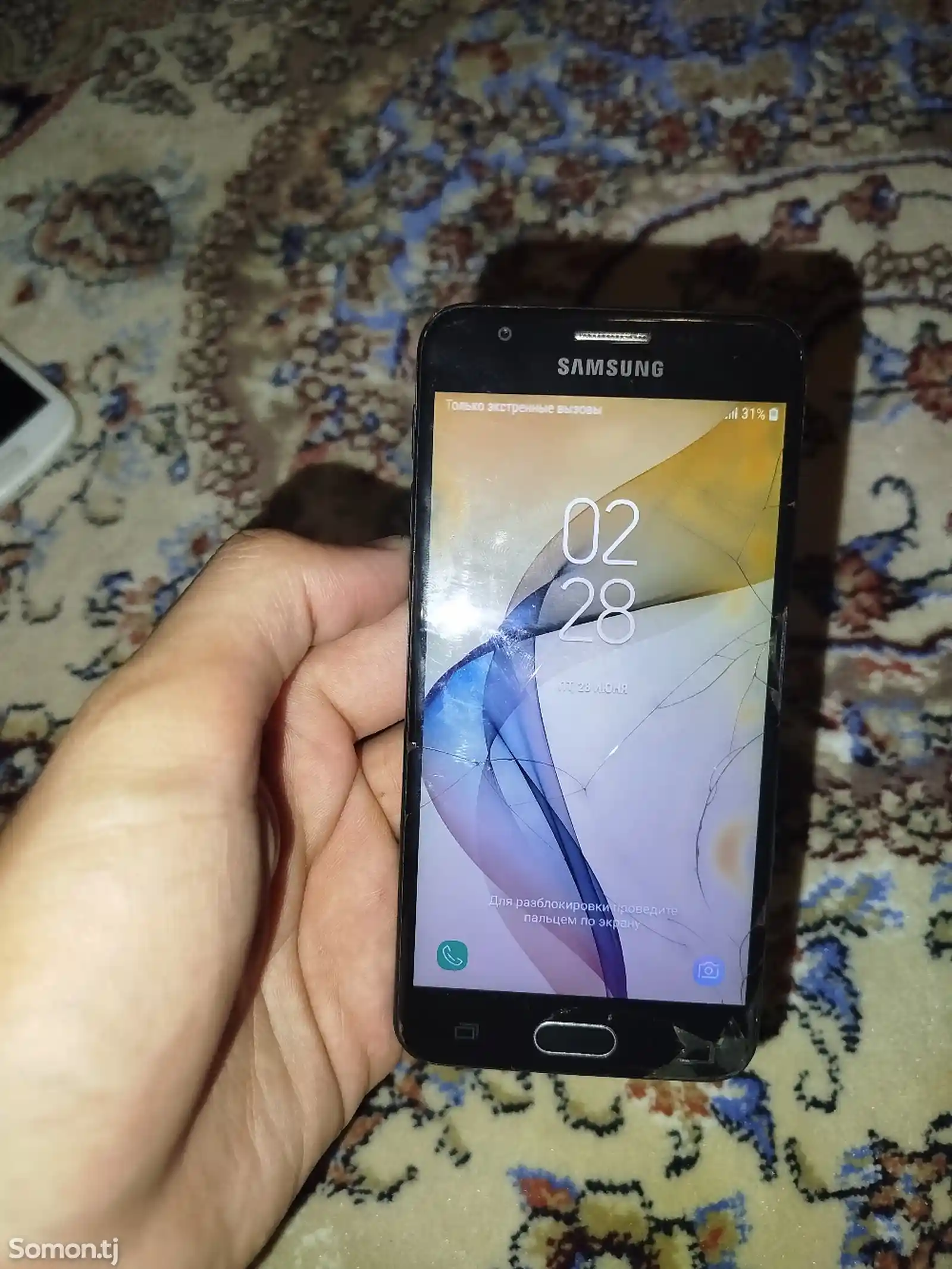 Samsung Galaxy J5 Prime-2
