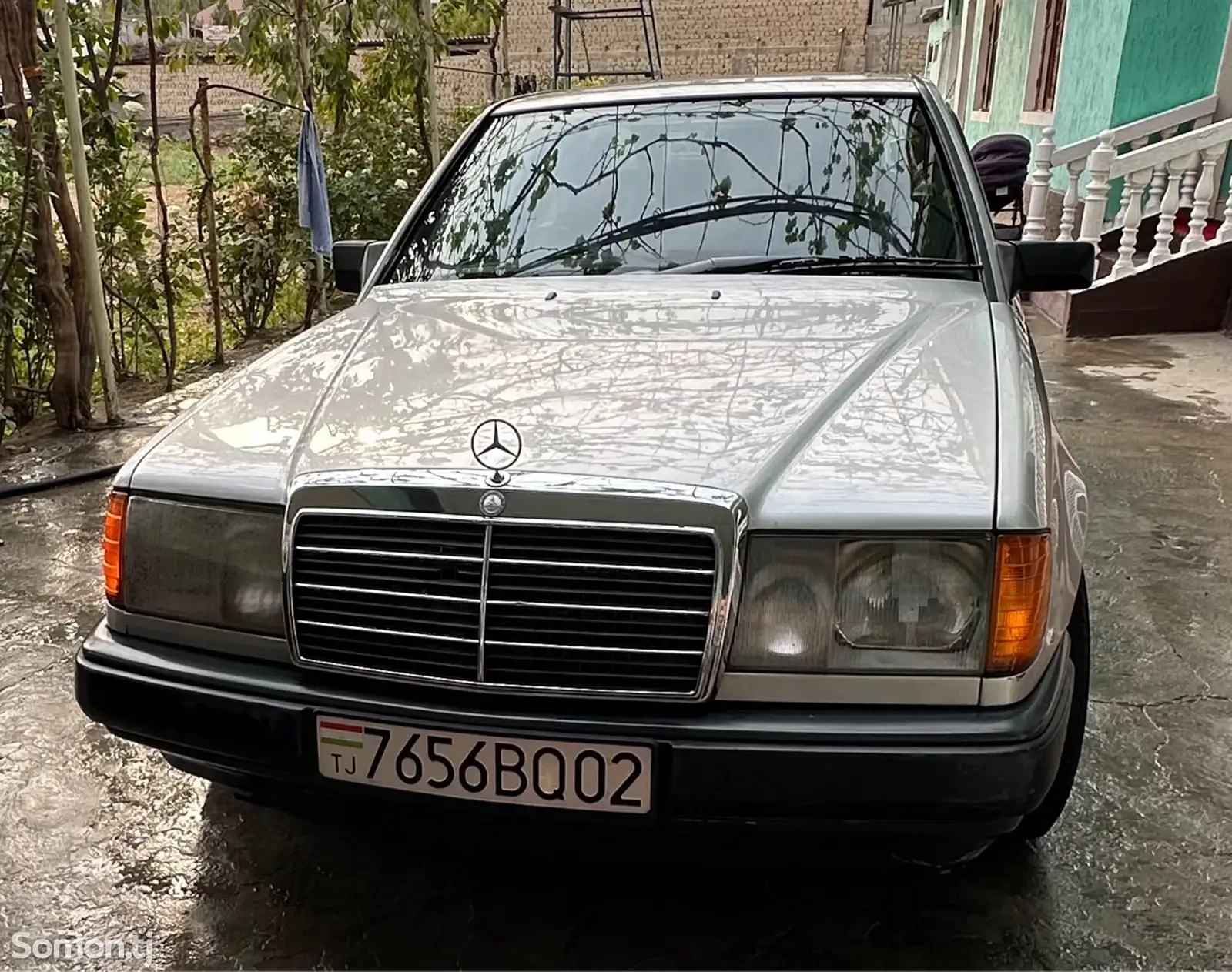 Mercedes-Benz W124, 1990-1