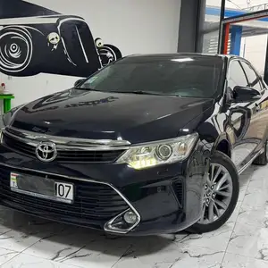 Toyota Camry, 2017