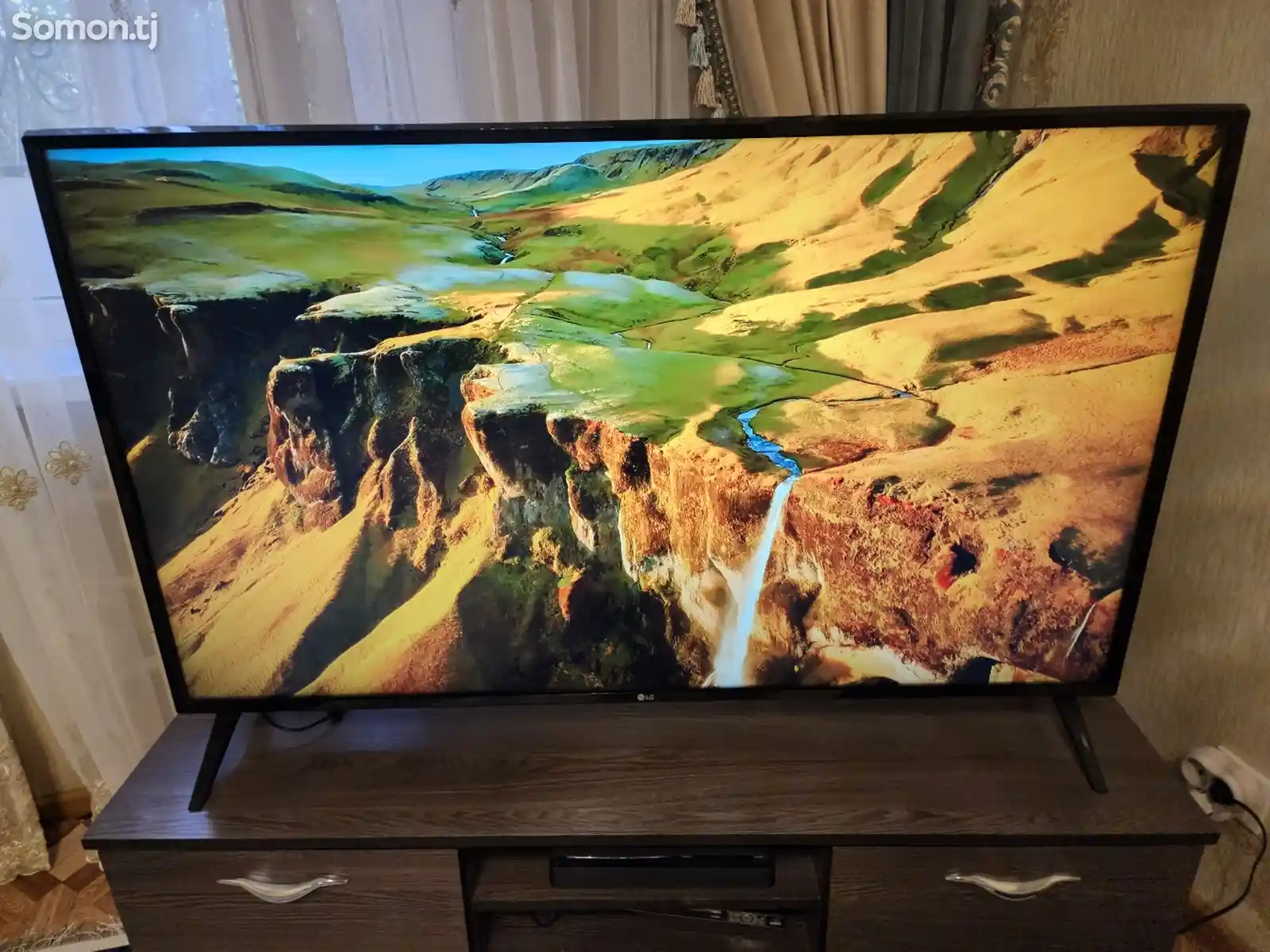 Телевизор LG 50UK6200-3