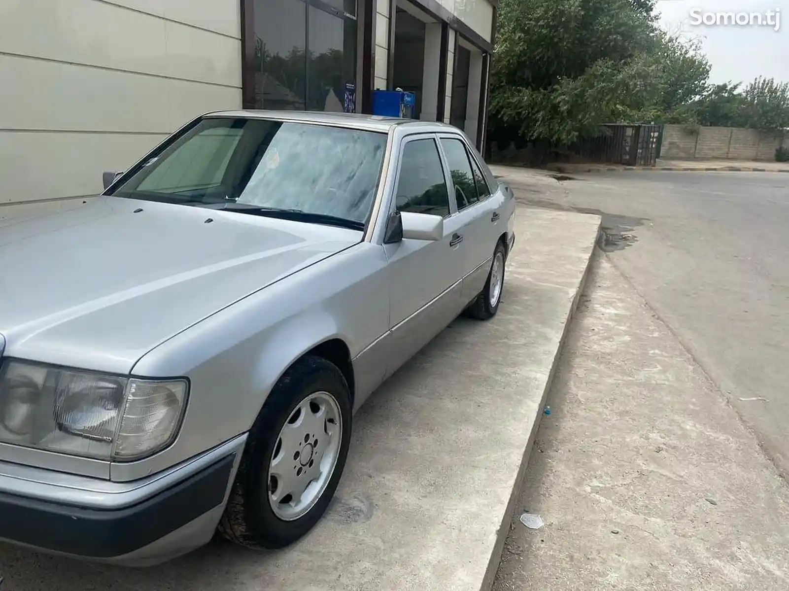 Mercedes-Benz E class, 1993-3