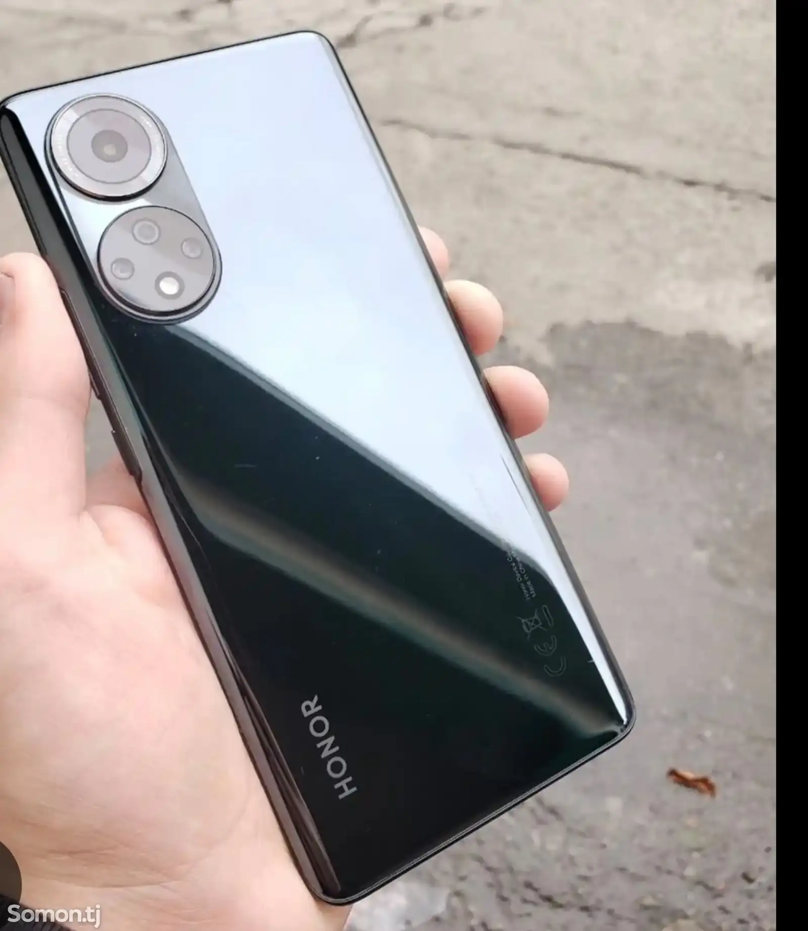 Телефон Honor-1